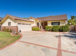 11952 Youngdale Ave, Sylmar, CA 91342