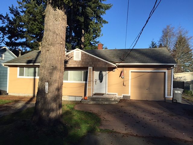2nd image of 816 SW 135th St