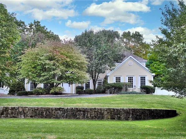 53 Singing Oaks Drive, Weston, CT 06883