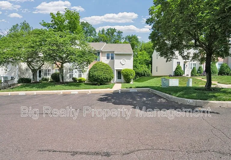 1732 Rosewood Ct — Photo 34