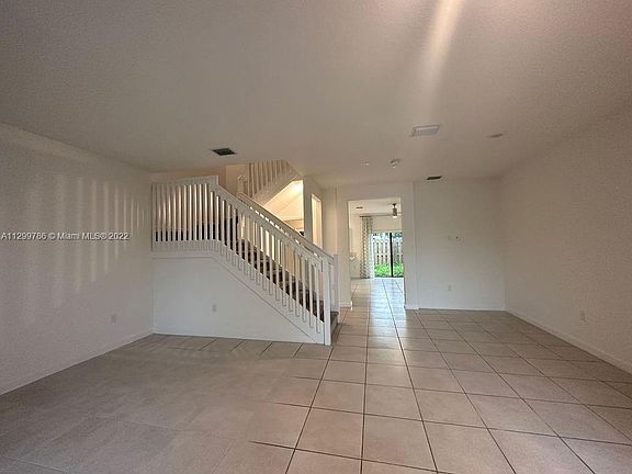 4th image of 20800 NE 5th Ct #20800