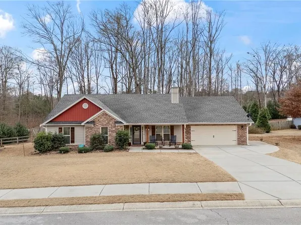 370 Petal Creek Ln, Jefferson, GA 30549