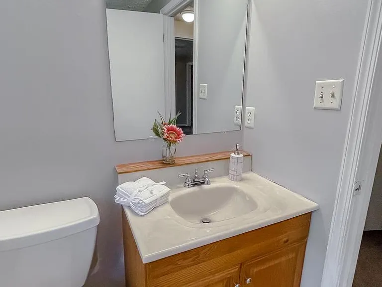 45381 Abell Dr — Photo 10