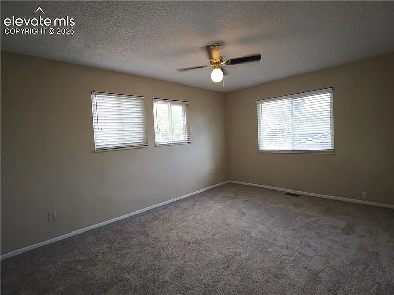 7525 Deer Trl — Photo 10