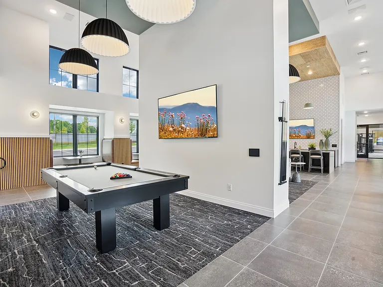 The Pullman Luxury Apartments — Photo 30