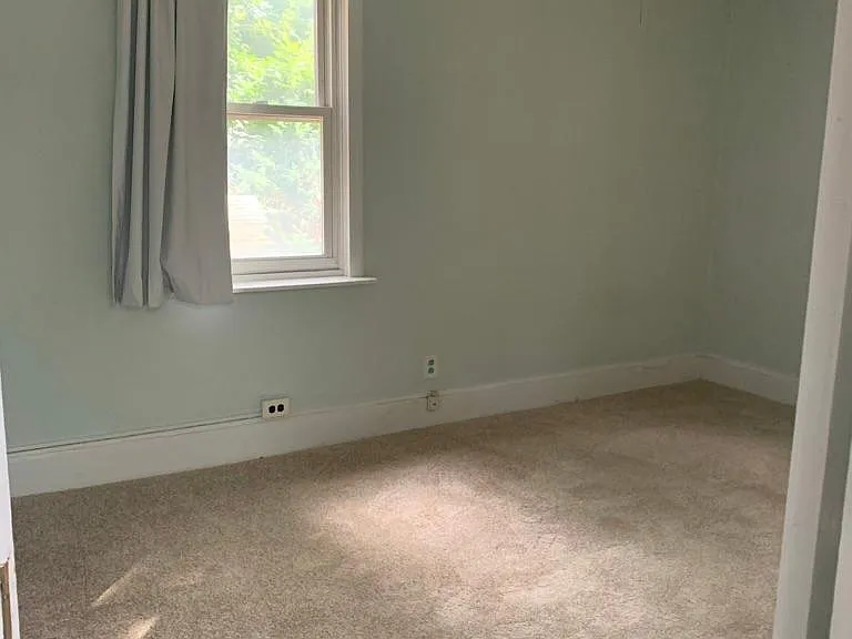 bedroom #1