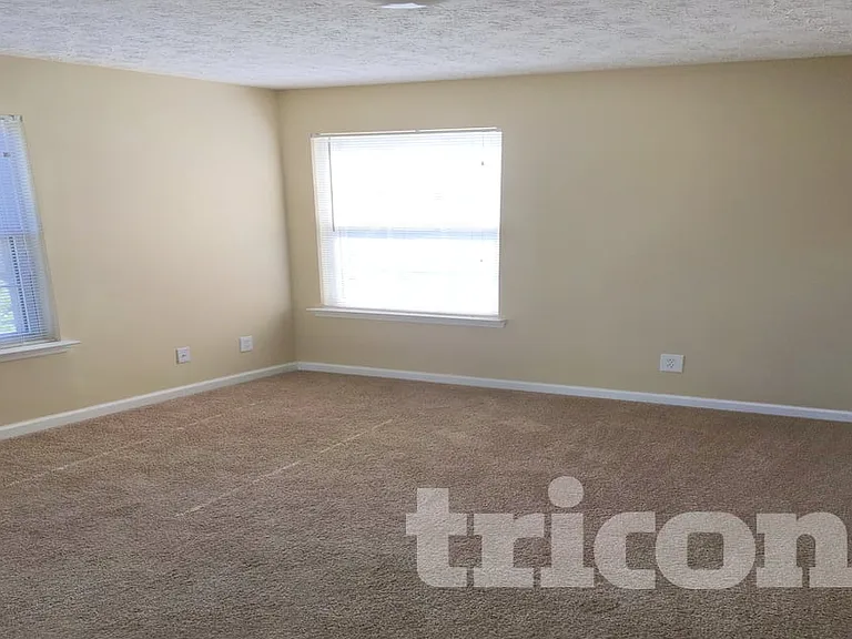 553 Arbor Ridge Dr — Photo 7