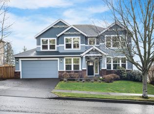10898 SE Lenore St, Happy Valley, OR 97086