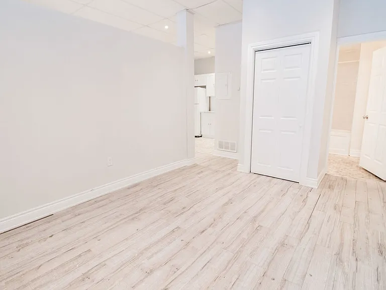 595 King St #3 — Photo 11