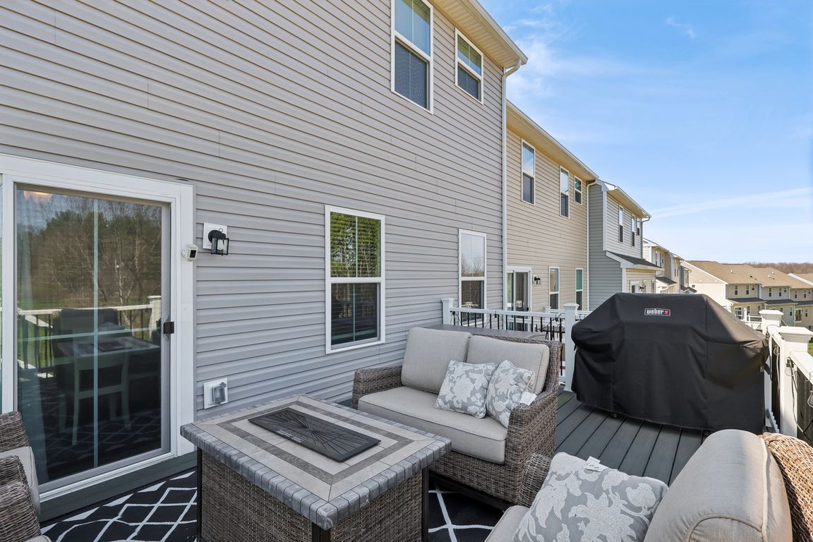 Pine Ave-1404-042.jpg