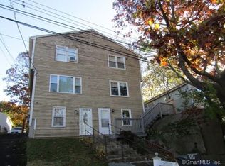 156 Robert St, Bridgeport, CT 06606