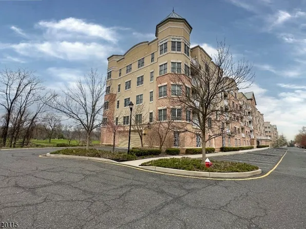 1301 Windsor Park Ct, Englewood City, NJ 07631