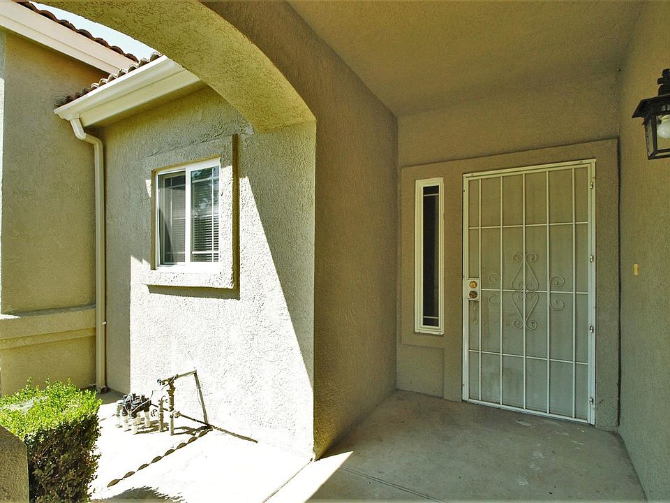 2nd image of 5942 W Birch Ave