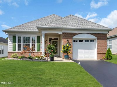 6 Gardenways Court, Lakewood, NJ, 08701