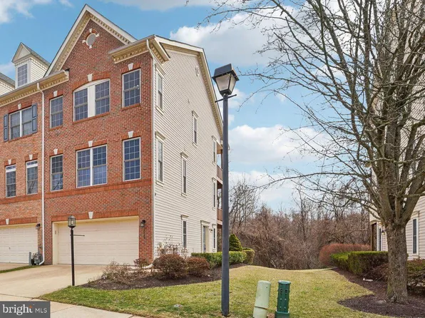 2468 Cheyenne Dr #13, Gambrills, MD 21054