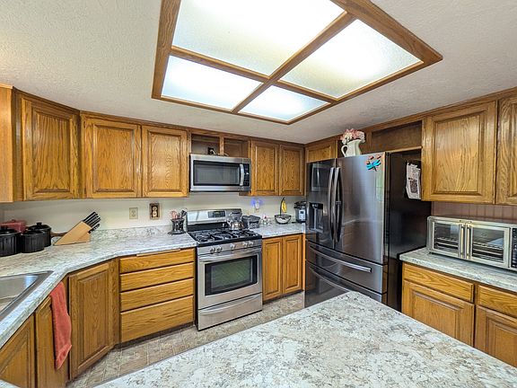5th image of 1217 Eastridge Dr