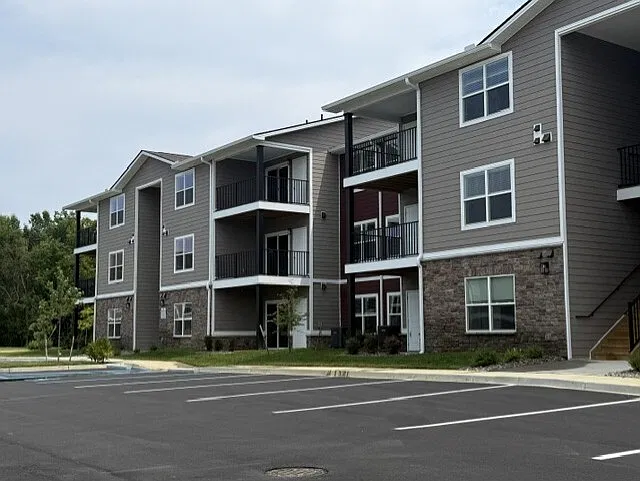 Crossings at Plum Creek Apartments — Photo 3