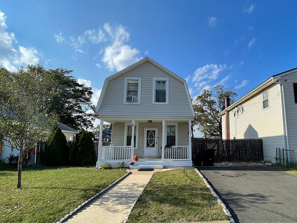1st image of 69 Highland Blvd