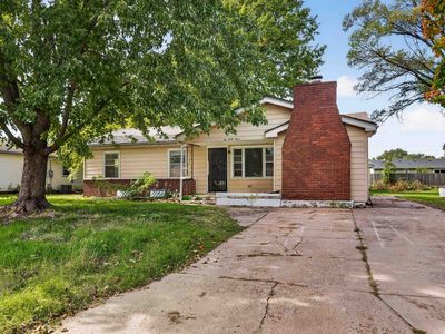 243 S Western Ave, Haysville, KS, 67060