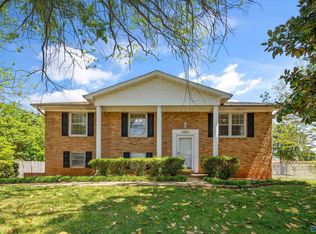 9027 Craigmont Rd SW, Huntsville, AL 35802