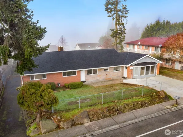 1301 Edmonds Avenue NE, Renton, WA 98056