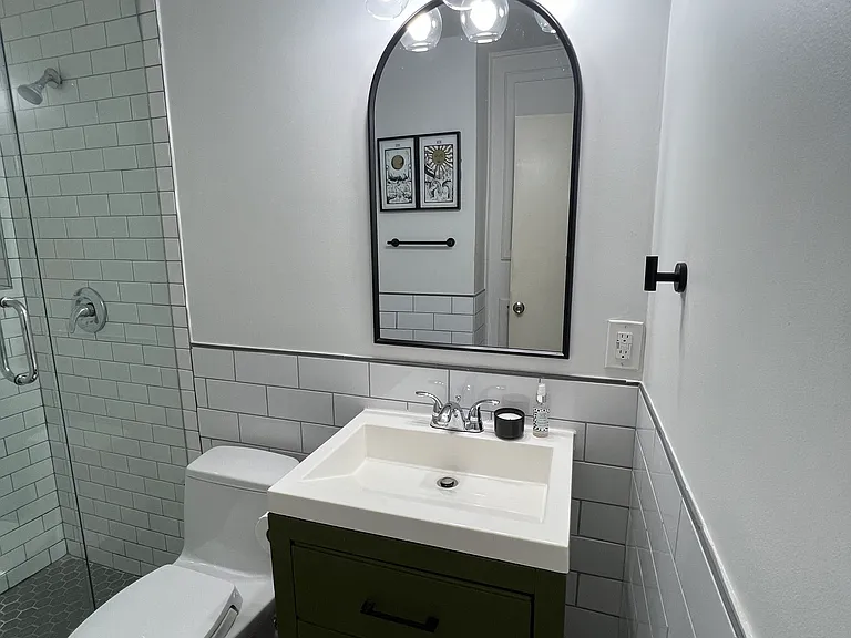 1826 Ferndale Ave — Photo 13