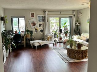 62 4th St #3, Stamford, CT 06905