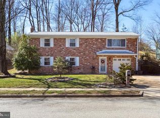 7006 Ashbury Dr, Springfield, VA 22152