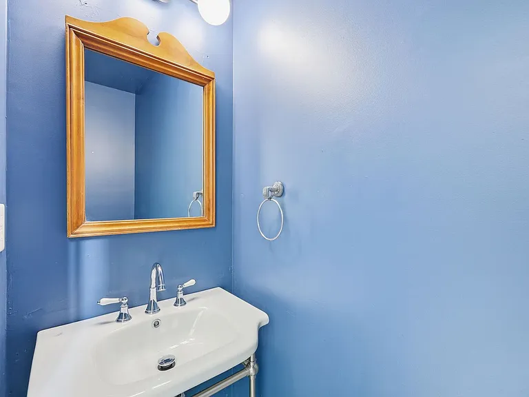 42 Sonora Dr — Photo 17