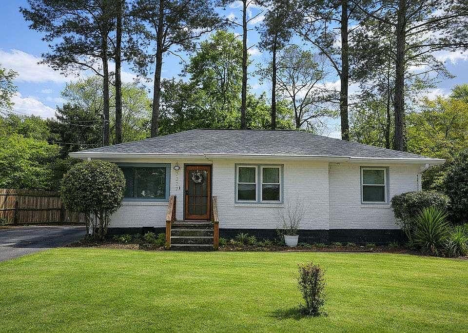 1st image of 3277 Beech Dr
