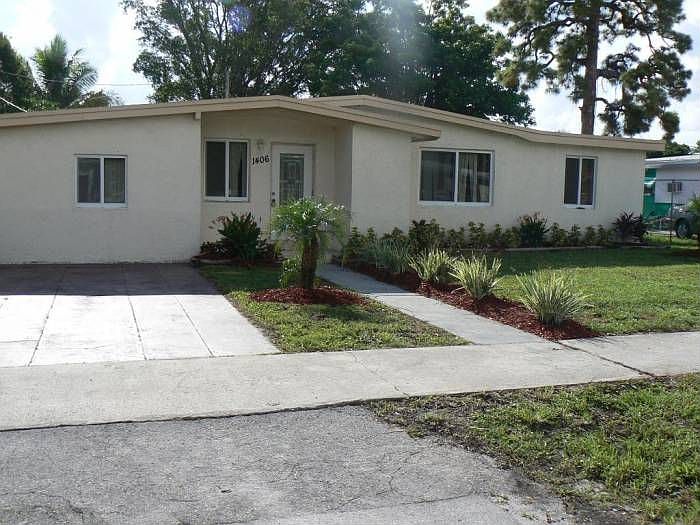 1st image of 1406 NW 13th Ave