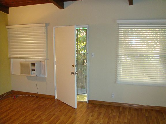 5th image of 1207 Horn Ave APT 4