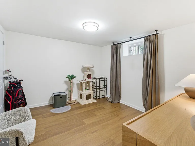 517 Lebaum St SE — Photo 49