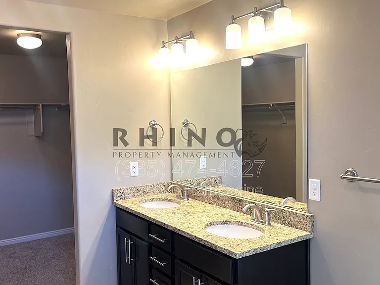 1385 W Bridal Veil Dr — Photo 9