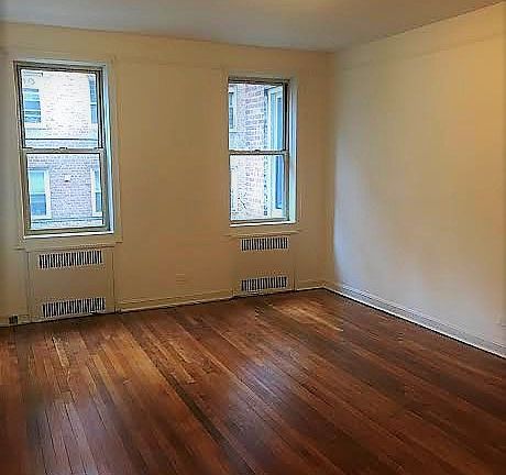 4th image of 14050 Ash Ave APT 2G