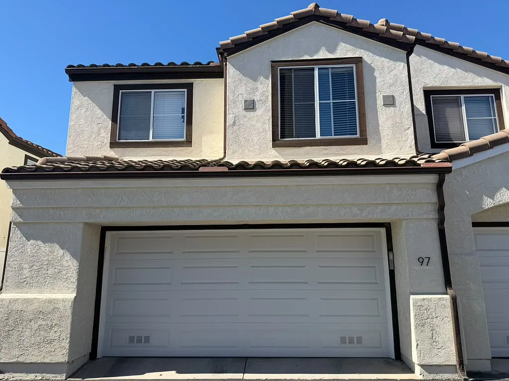3 bed, 1658 sqft, $4,350 — Photo 1
