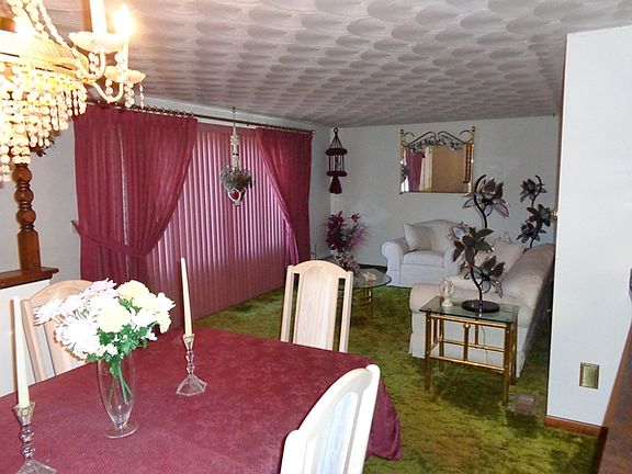 Living Room/Dining Room