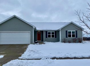 400 Whispering Way, Johnson Creek, WI 53038
