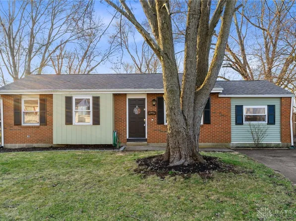 123 Lexington Farm Rd, Englewood, OH 45322