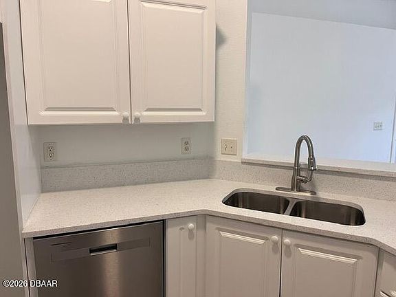 5th image of 2115 India Palm Dr