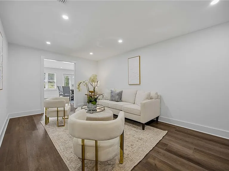 6410 Westchester Pl — Photo 27