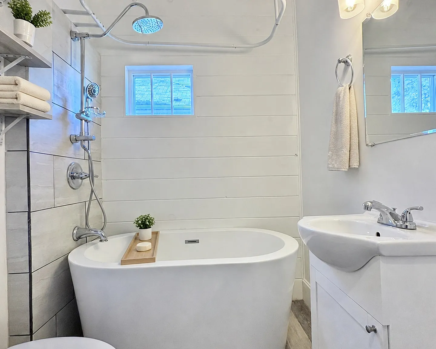 2 bed, 832 sqft, $1,100 — Photo 3