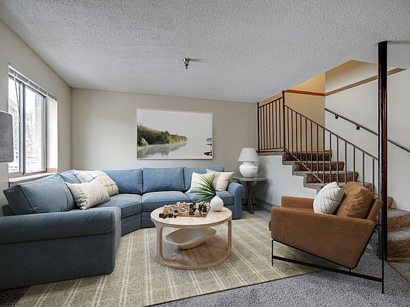 3rd image of 434 1st Ave NE