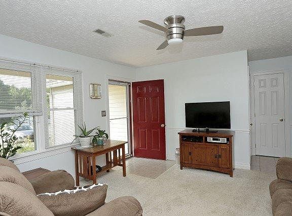 5th image of 184 Tates Creek Ave #1/2