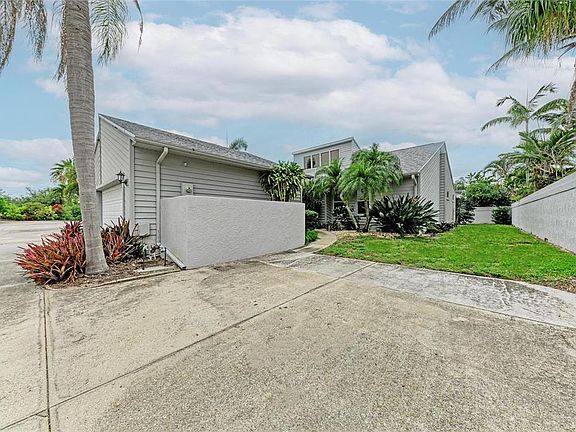 4th image of 11207 LONGWOOD CT