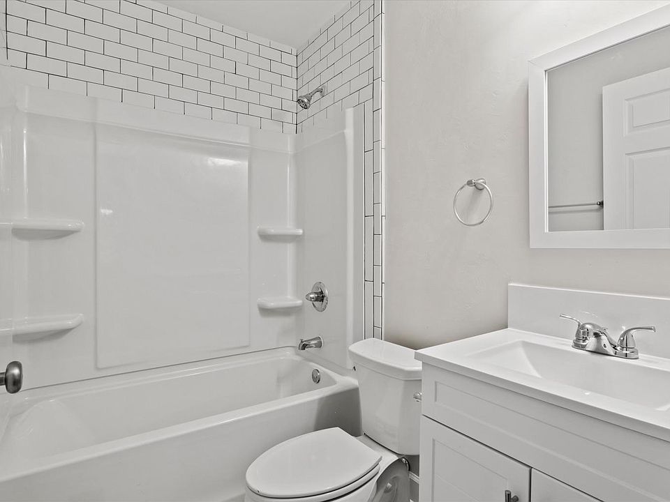 1st image of 209 W Osceola St #A