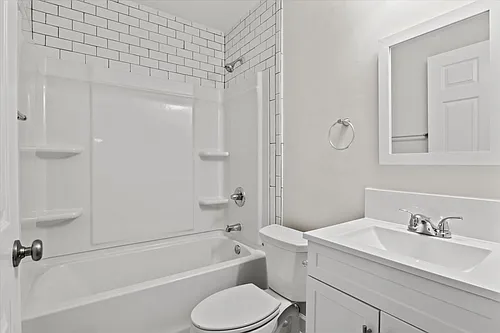 209 W Osceola St #A Photo 1