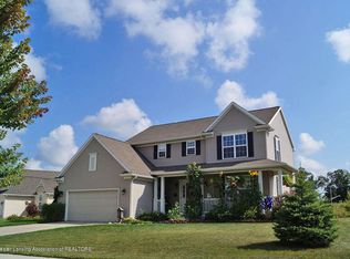 408 Snapdragon Ln, Dewitt, MI 48820