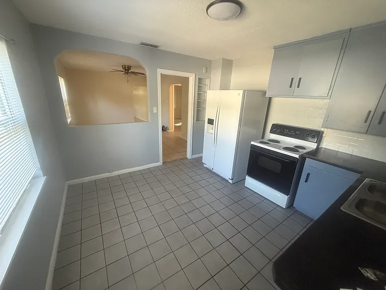 5605 Montana Ave — Photo 11