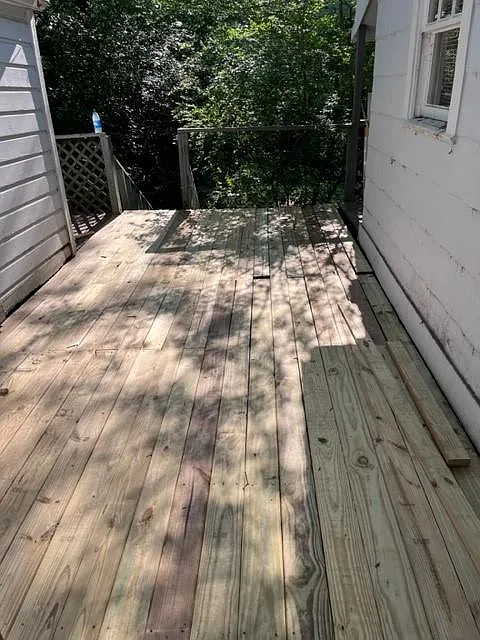 3 bed, 1202 sqft, $1,600 — Photo 2